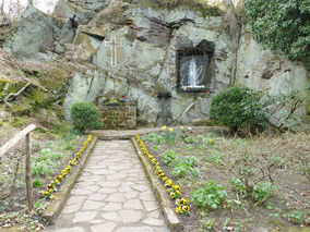 Ökumenischer Kreuzweg von Altenstädt nach Naumburg (© Karl-Franz Thiede)